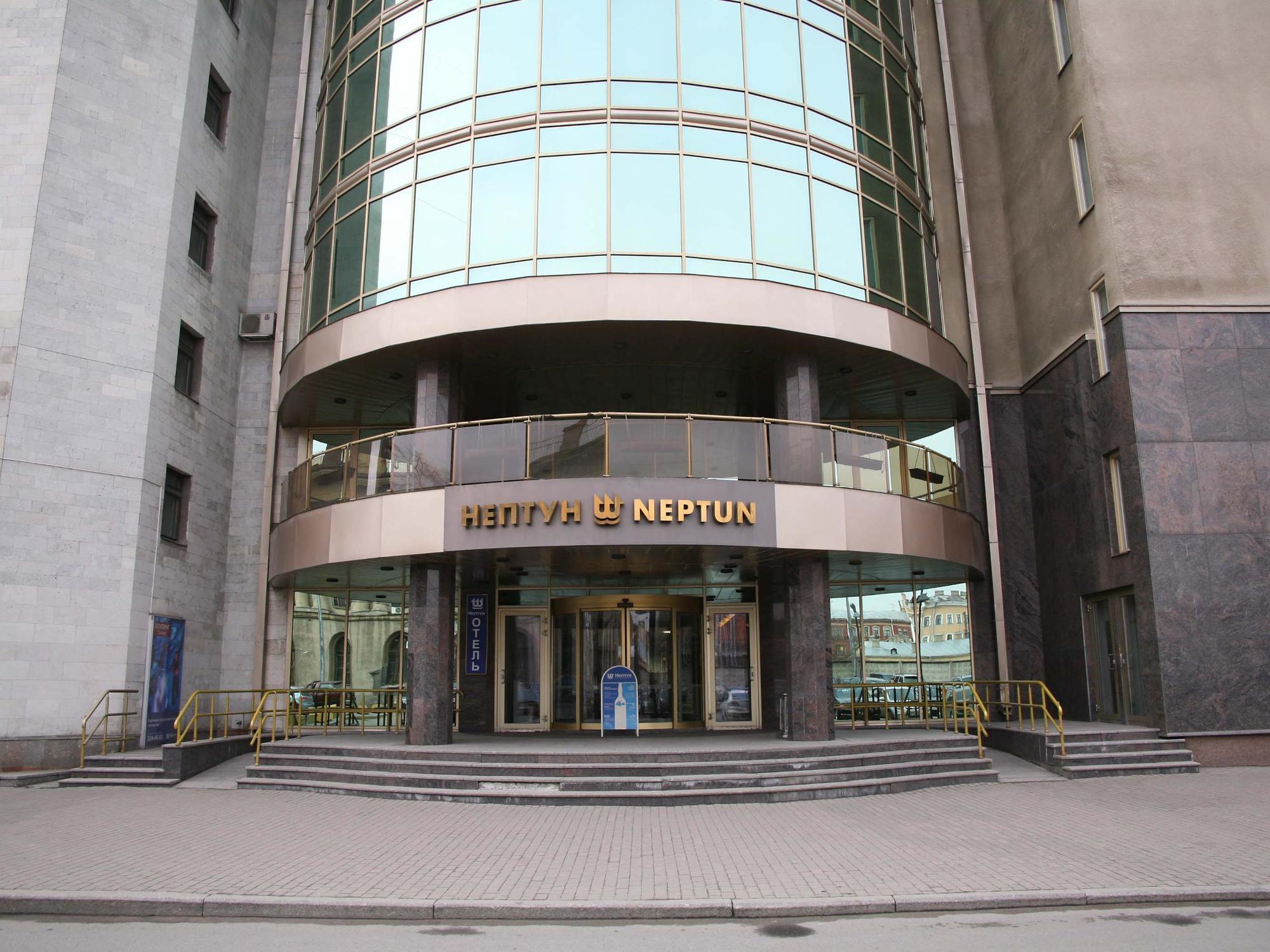 聖彼得堡 Neptun 4*酒店 外观 照片